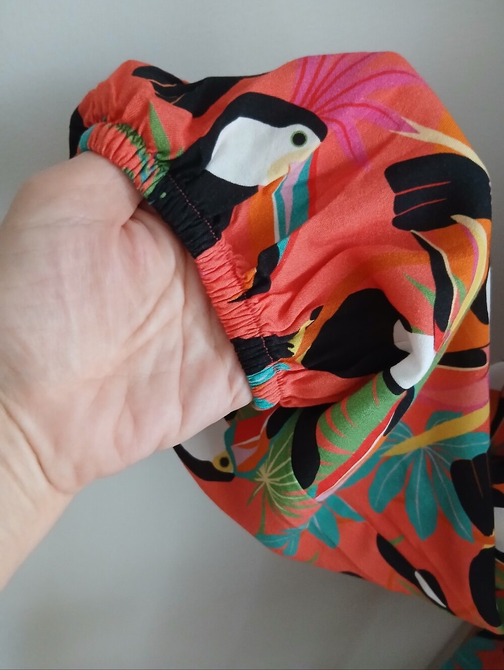 FARM RIO Colorful Women's Top with Toucan Print,size S - Picture 5 of 11